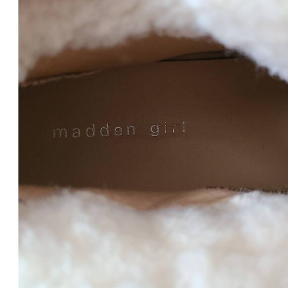 MADDEN GIRL Terra Faux Fur Lined Wedge Sneaker Women's‎ 9.5M - Picture 9 of 10